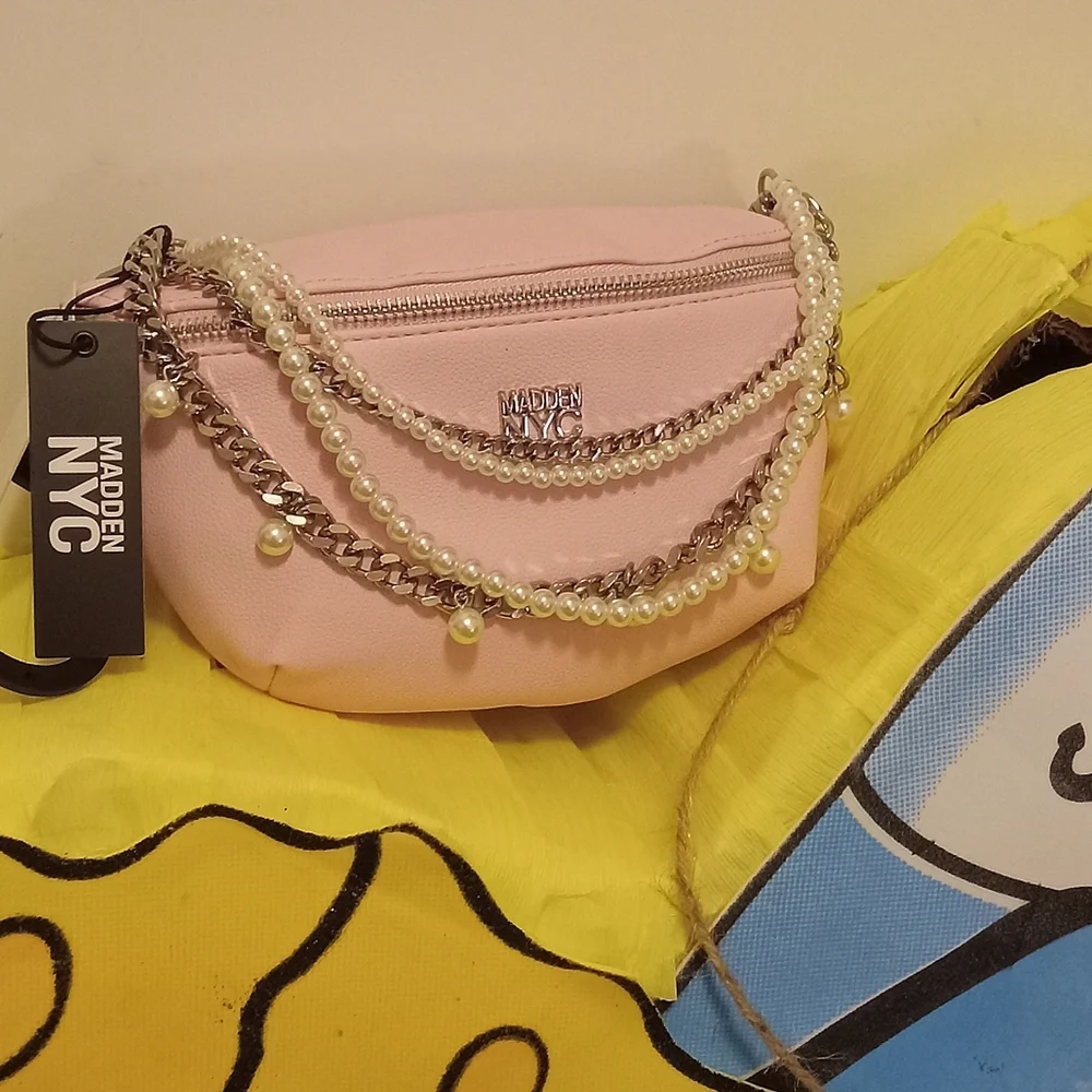 BB Dakota by Steve Madden Pink Crossbody Bag with Pearl Chain - Picture 2 of 6